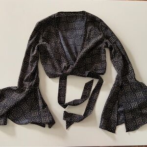 5 FOR 40 🎉 Tie Front Top | Vintage Style